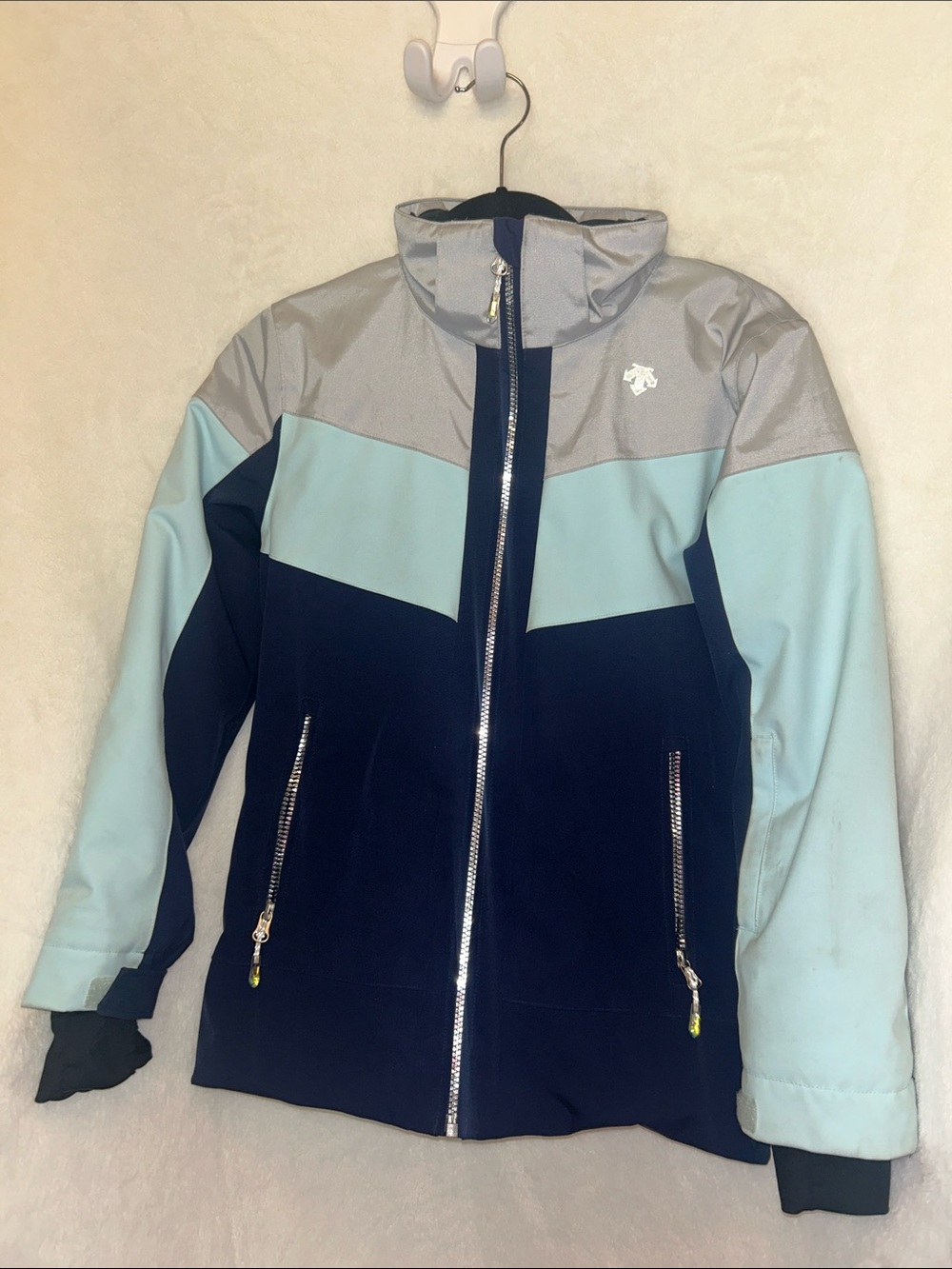 Descente Kid’s Colorblock Softshell Jacket - Light Blue & Navy